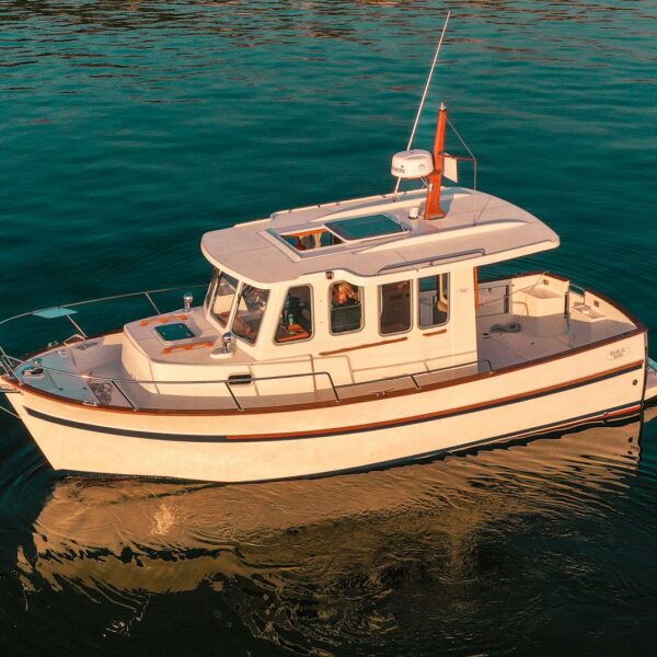 rhea 32 yacht